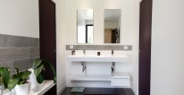 gallery02