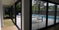 gallery02