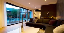 gallery02