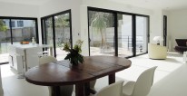 gallery02