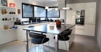 gallery02