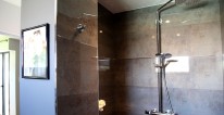 gallery02
