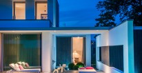 gallery02